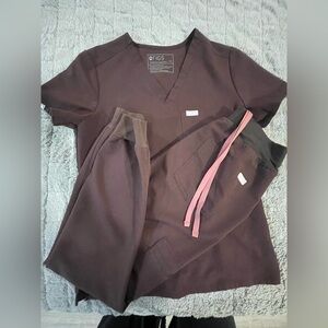 Figs Jogger TWO PIECE Set - Size [XS] - $50 (Original Price $86)